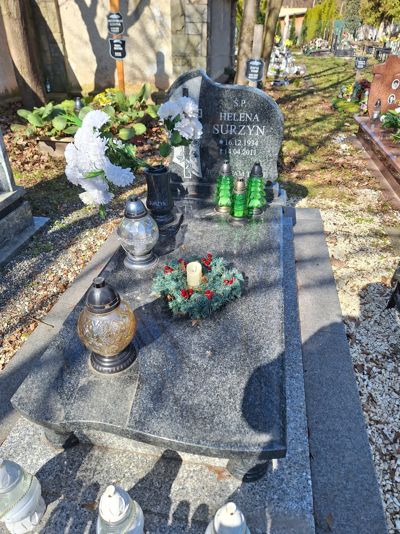 Grób Helena Surzyn