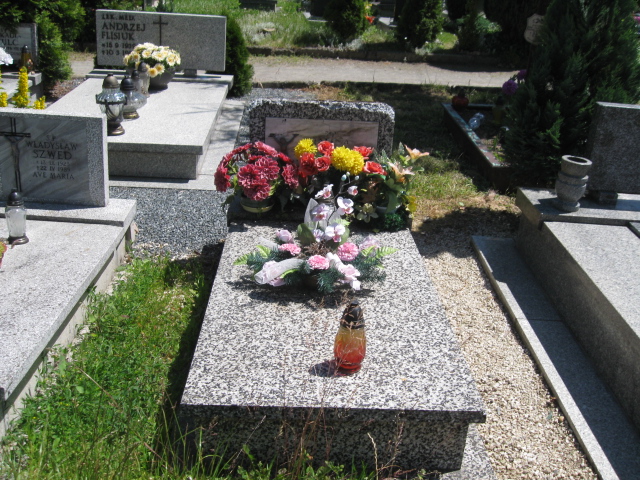 Grób Paul May