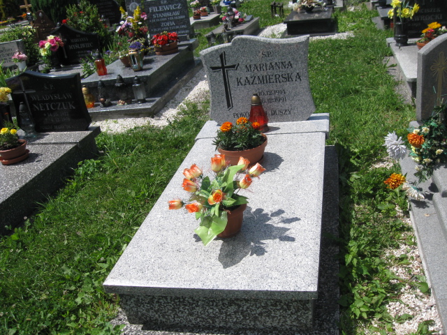 Grób Marianna Kaźmierska